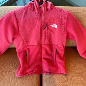 *LIGHTLY LOVED* The North Face Women's Fleece Denali Hooded Fleece Jacket Size:M